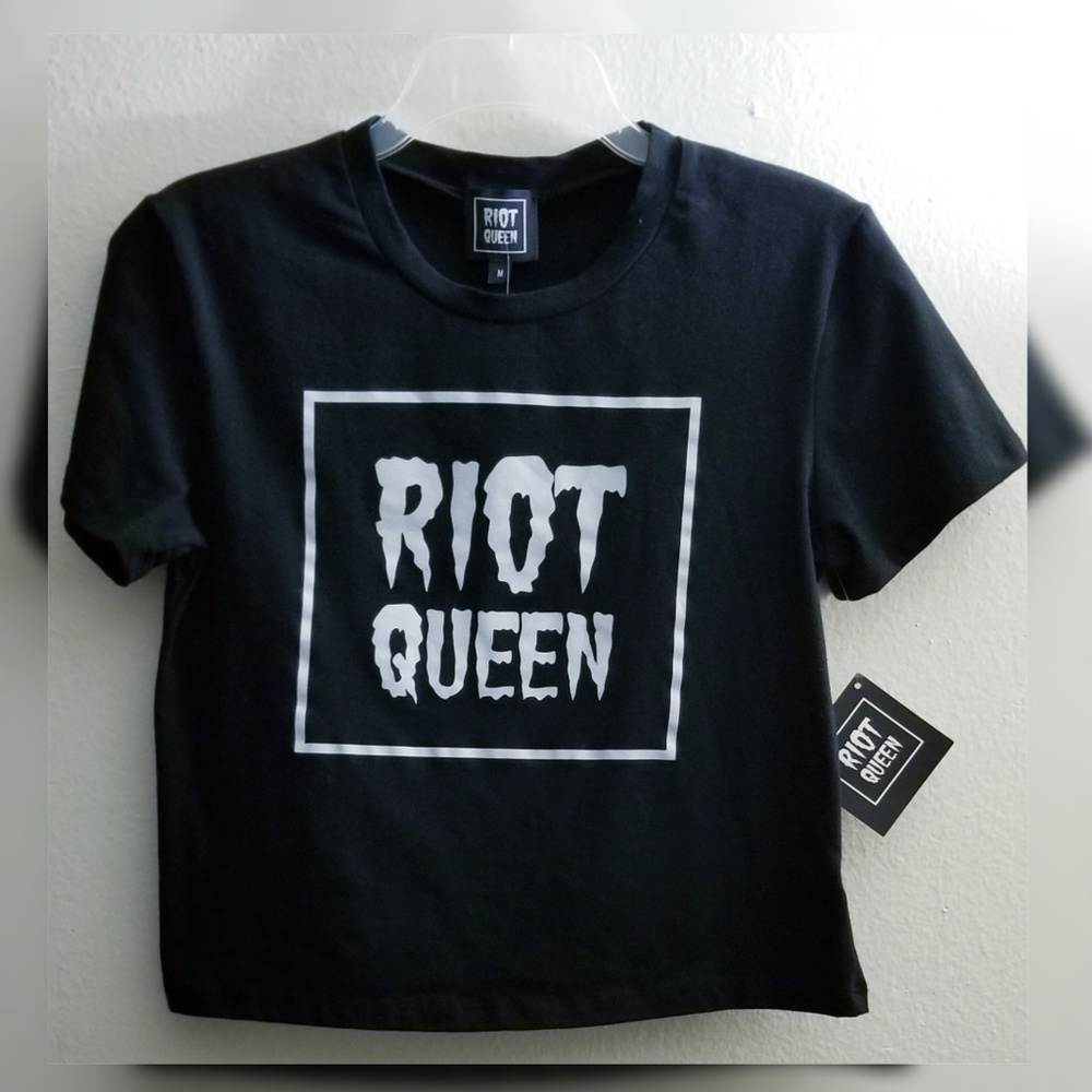 Black  Crop top 😎💀
